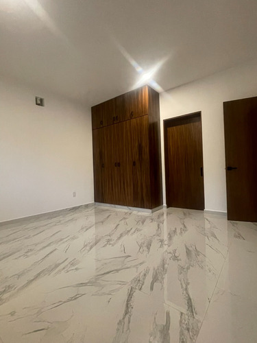 Casa En Venta En Residencial Vía Cumbres