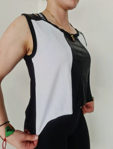 Blusa - Esqueleto Blanco Con Negro Dama- Ref. B518