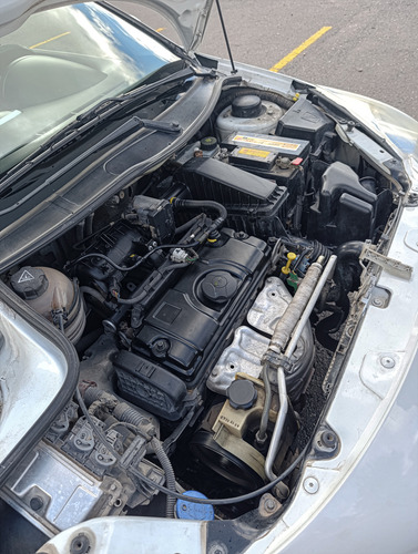 Peugeot 207 1.4 Sedan Allure 75cv