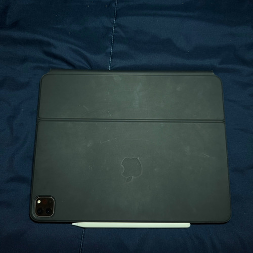 Ipad Pro 12,9 M2 Wi-fi + Celular + Teclado + Pencil 2 Prateado (Usado)