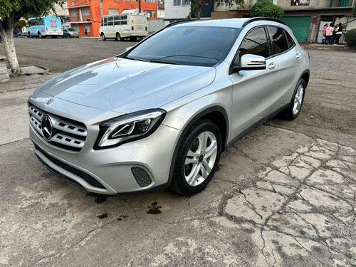 Mercedes-Benz Clase GLA 1.6 200 Cgi Sport At