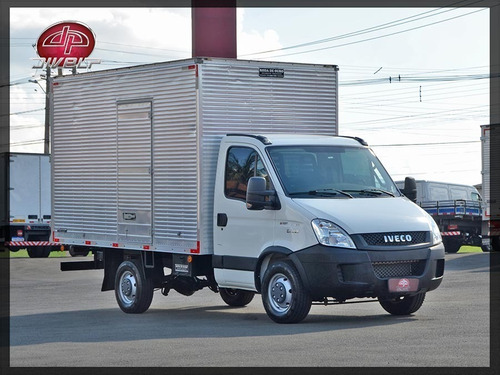 Imagem 3 de 14 de Iveco Daily 35s14 Chassi Com Baú Para Carga Seca Carteira B