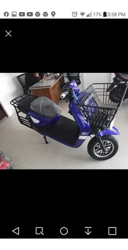 Imagen 7 de 15 de Ecoriders Vespa Y Citi Coco