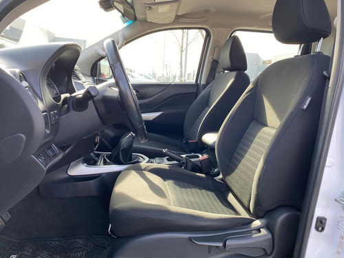 Nissan Navara Navara DC 4x2 2.3TDI XE