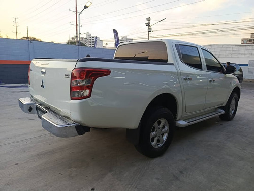 Mitsubishi L200 2019 Diesel Sincronica
