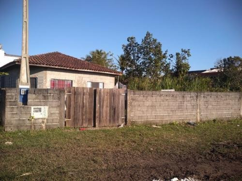 Imagem 2 de 14 de Casa Perto Do Comércio Com Varanda - Itanhaém Sp - 7146 Npc