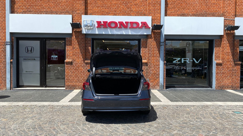 Honda Civic 2.0 Advanced Hybrid