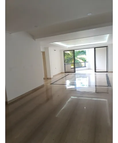Apartamento En Venta Los Balsos
