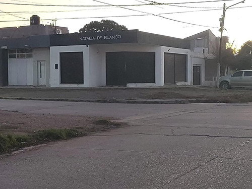 Venta Local En Esquina, Caleta Olivia