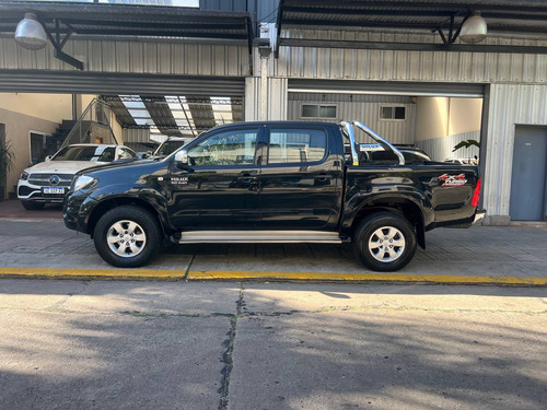 Toyota Hilux 3.0 Cd Srv Cuero 4x4 /// 2011 - 240.000km
