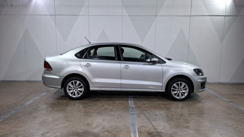 Volkswagen Vento 1.6 Comfortline Tiptronic