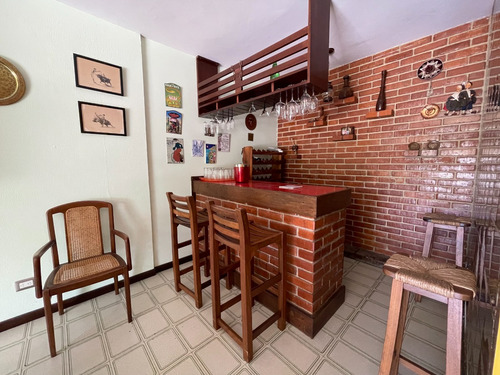Casa Para Venta En Lomas De La Trinidad #2428