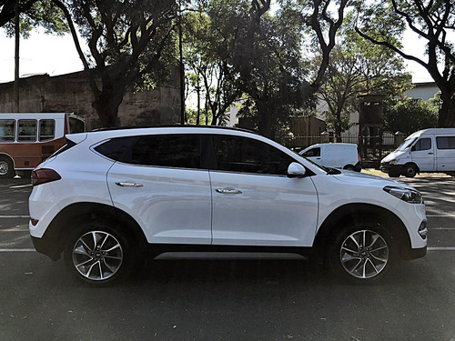 Imagen 6 de 15 de Hyundai Tucson 2.0 Premium 4wd At 2017