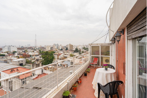 Dpto. 3 Amb Villa Mitre Balcon Y Terraza Propia