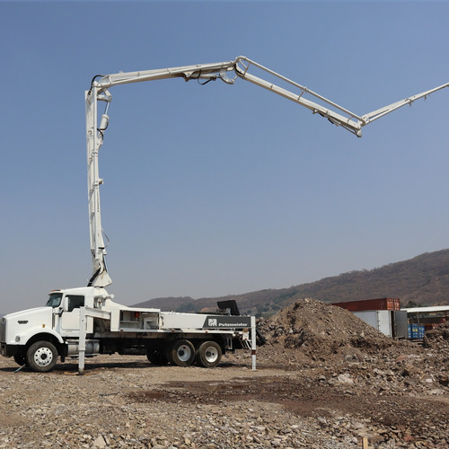 Bomba Pluma Tipo Z Para Hormigón Putzmeister De 32 Mts