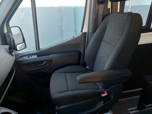 Imagen 13 de 21 de Mercedes-benz Sprinter 416 Mixta 2022