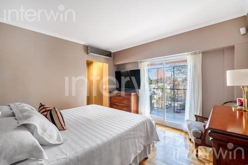 Departamento - 4 Ambientes Y Dependencias - Con Balcón, Baulera Y Cochera - Belgrano R - Venta