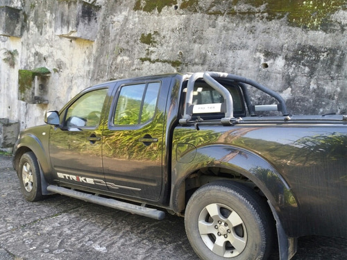 Imagem 1 de 11 de Nissan Frontier 2012 2.5 Se Cab. Dupla 4x2 4p