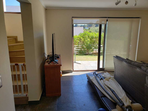 Casa En Venta Maitencillo De 4 Dormitorios En Condominio