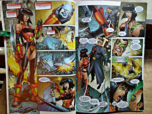 Vampi - Beso De Doble Filo Cómic De Colección (Usado)
