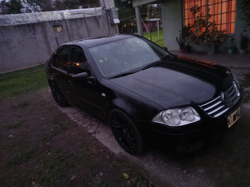 Volkswagen Bora 1.8 Highline T 180cv Cuero