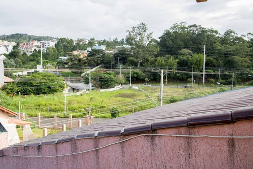 Casa Em Hípica Com 3 Dormitórios - Lu428883