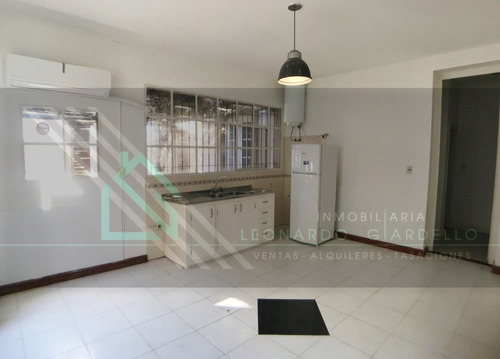 Hermosa Casa En Pleno Centro De La Ciudad De Colonia