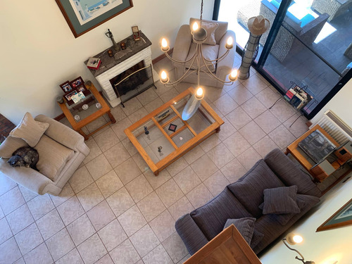 Imagen 3 de 15 de Impecable Casa En Condominio En Isla De Maipo