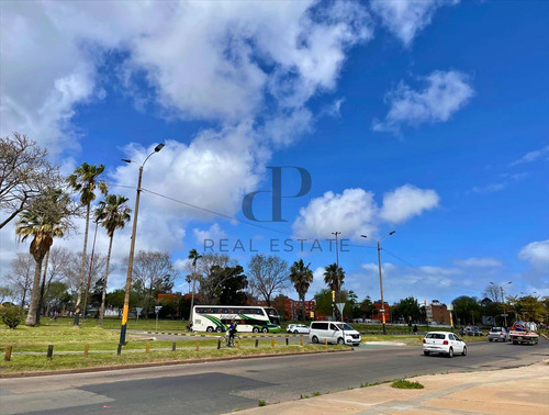 Terreno En Venta Cerca Del Antel Arena