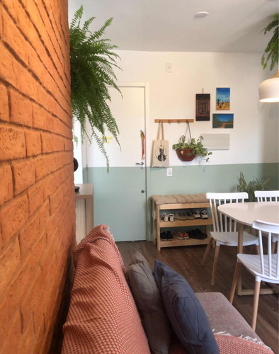 Apartamento Com Ótima Localização E Móveis Planejados - 44m2