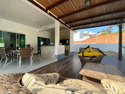 Linda Casa No Bairro Pedra Branca - Palhoça - Sc