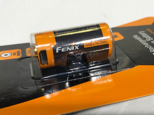 Imagen 2 de 7 de Bateria Pila Recarg Original Fenix 16340 700mah Usb Carga