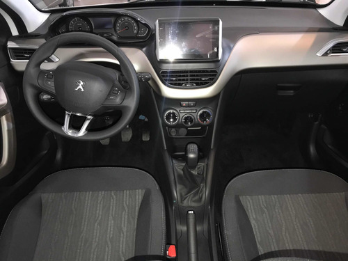 Peugeot 2008 1.6 Allure