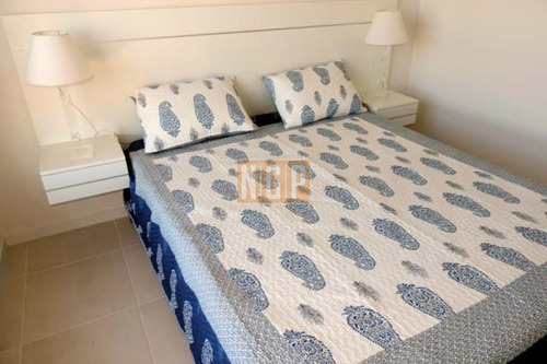 Apartamento Con Servicios, - Ref: 8522