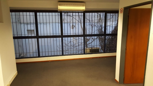 Imagen 14 de 29 de Alquilo Depósito, Sin Comisión - Dueño Directo 350 M2 En Lote Propio Con 2 Cocheras, Sin Expensas, San Telmo, Local Comercial, Oficina, Montserrat / Puerto Madero
