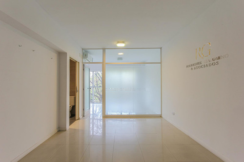 Venta Oficina 2 Ambientes Saavedra