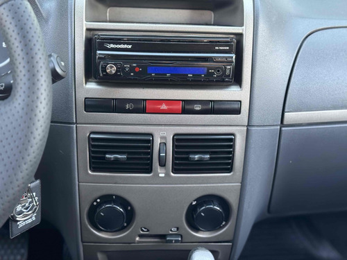 Fiat Palio 1.6 MPI ESSENCE 16V FLEX 4P AUTOMÁTICO