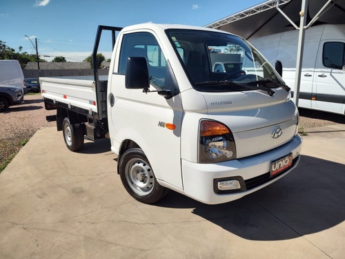 Imagem 3 de 15 de Hr 2.5 Hd 4x2 Pick Up Ano 2016/2017