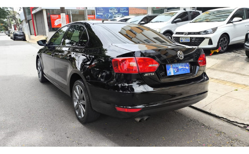 Volkswagen Jetta 2.0 COMFORTLINE 120CV FLEX 4P TIPTRONIC
