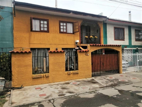 Imagen 2 de 19 de Casa En Venta De 4 Dorm. En Rancagua