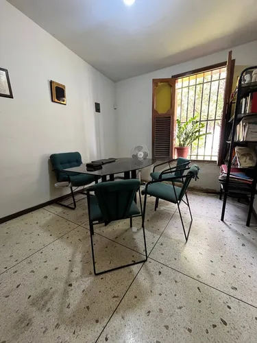 Vende Casa Urb. La Viña