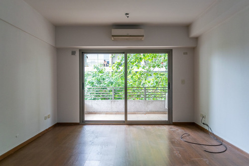 Venta Depto. 2 Amb Colegiales C/balcon, Escritorio