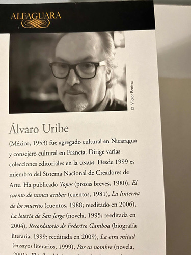Los Que No - Álvaro Uribe, W,2 (Usado)