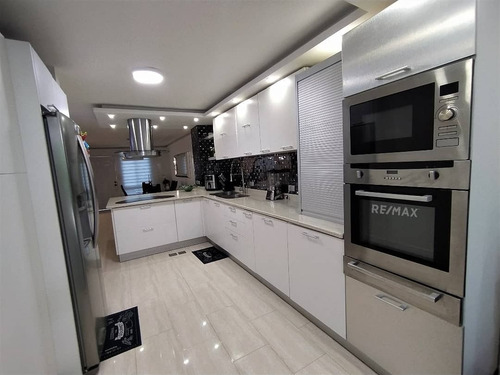 Imagen 4 de 18 de Re/max 2mil Vende Townhouse En Conj. Resd. Cayo De Agua, Urb. Sabanamar