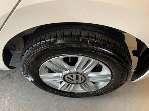 Volkswagen Up Move Tsi