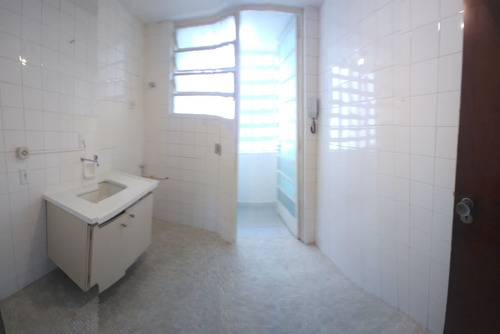 Apartamento 1 Dormitorio No Centro | 1 Vaga De Garagem | Rua Tamandare | Liberdade São Joaquim | Otima Localização Iptu E Condominio Valores Baixos