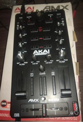 Mixer Akai Amx