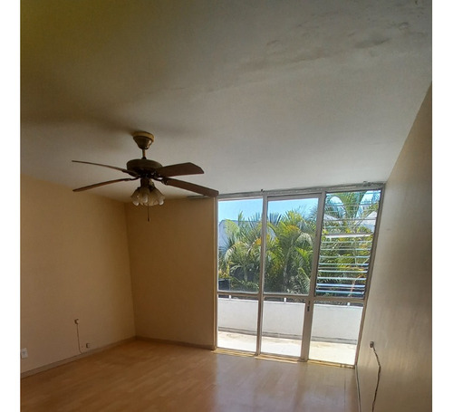 Casa Amplia En Zona Privilegiada