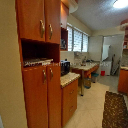 Bello Y Comodo Apartamento En Macaracuay Yb 25-12956