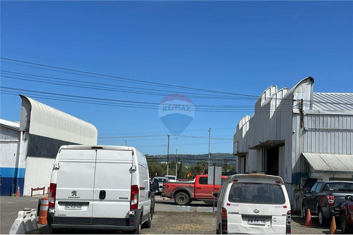 Bodega 700 M2 Caletera Varoli - 70 Uf Mas Gtos Com